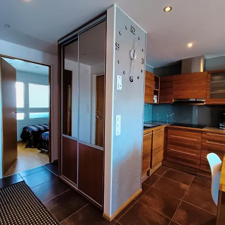 The Peak House Apartment