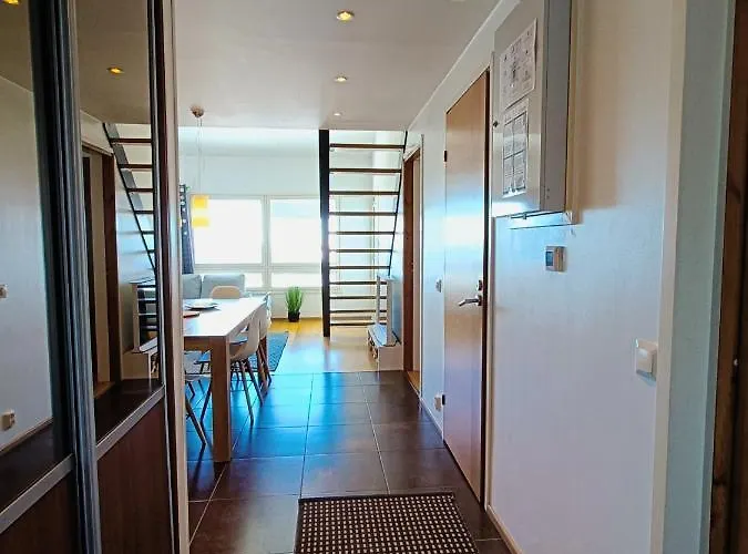 The Peak House شقة