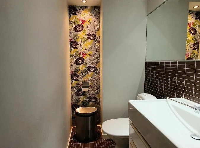 The Peak House شقة *